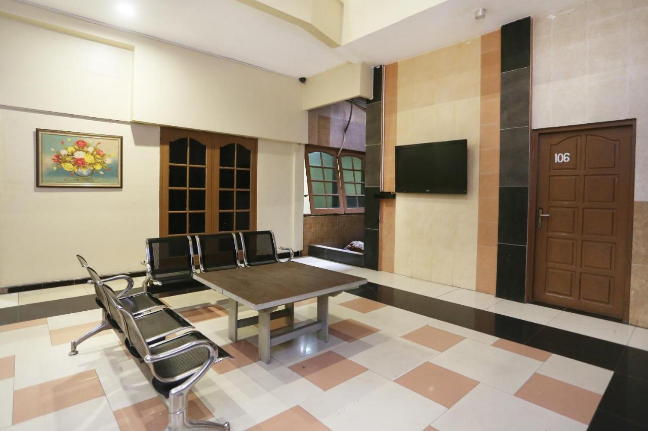 Spot On 2358 Aster Homestay Melati Εξωτερικό φωτογραφία