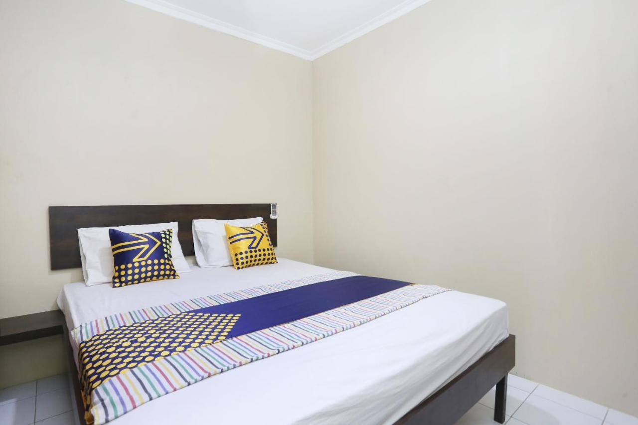 Spot On 2358 Aster Homestay Melati Εξωτερικό φωτογραφία