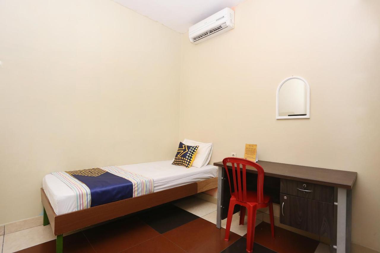 Spot On 2358 Aster Homestay Melati Εξωτερικό φωτογραφία