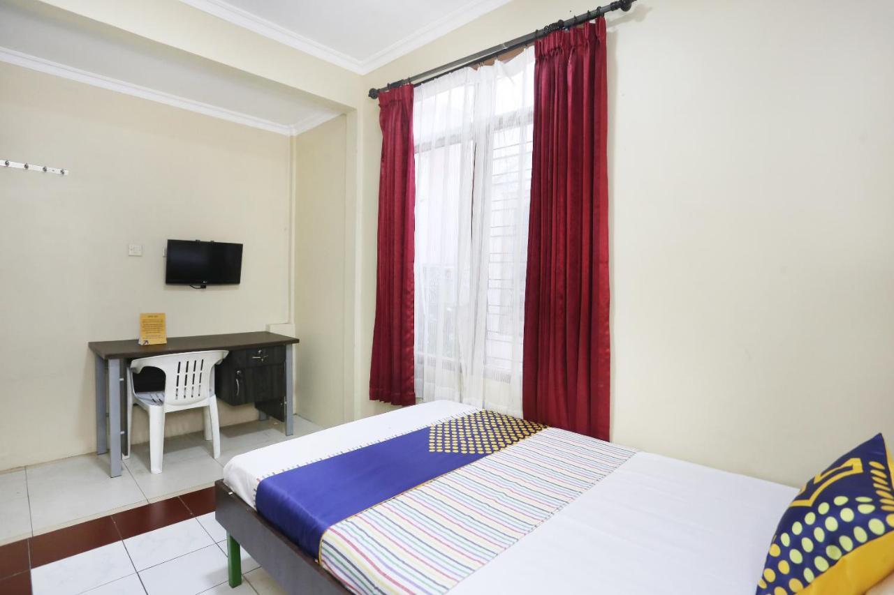 Spot On 2358 Aster Homestay Melati Εξωτερικό φωτογραφία