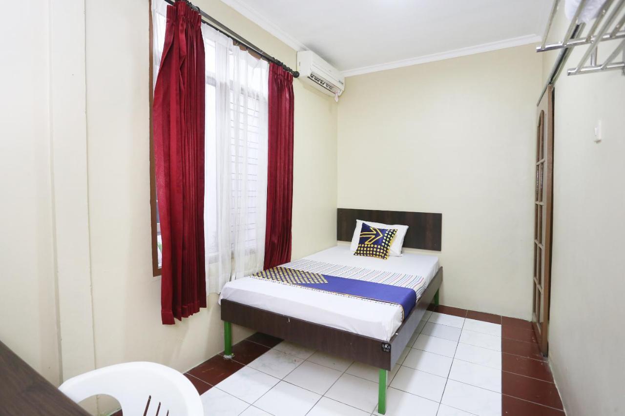 Spot On 2358 Aster Homestay Melati Εξωτερικό φωτογραφία